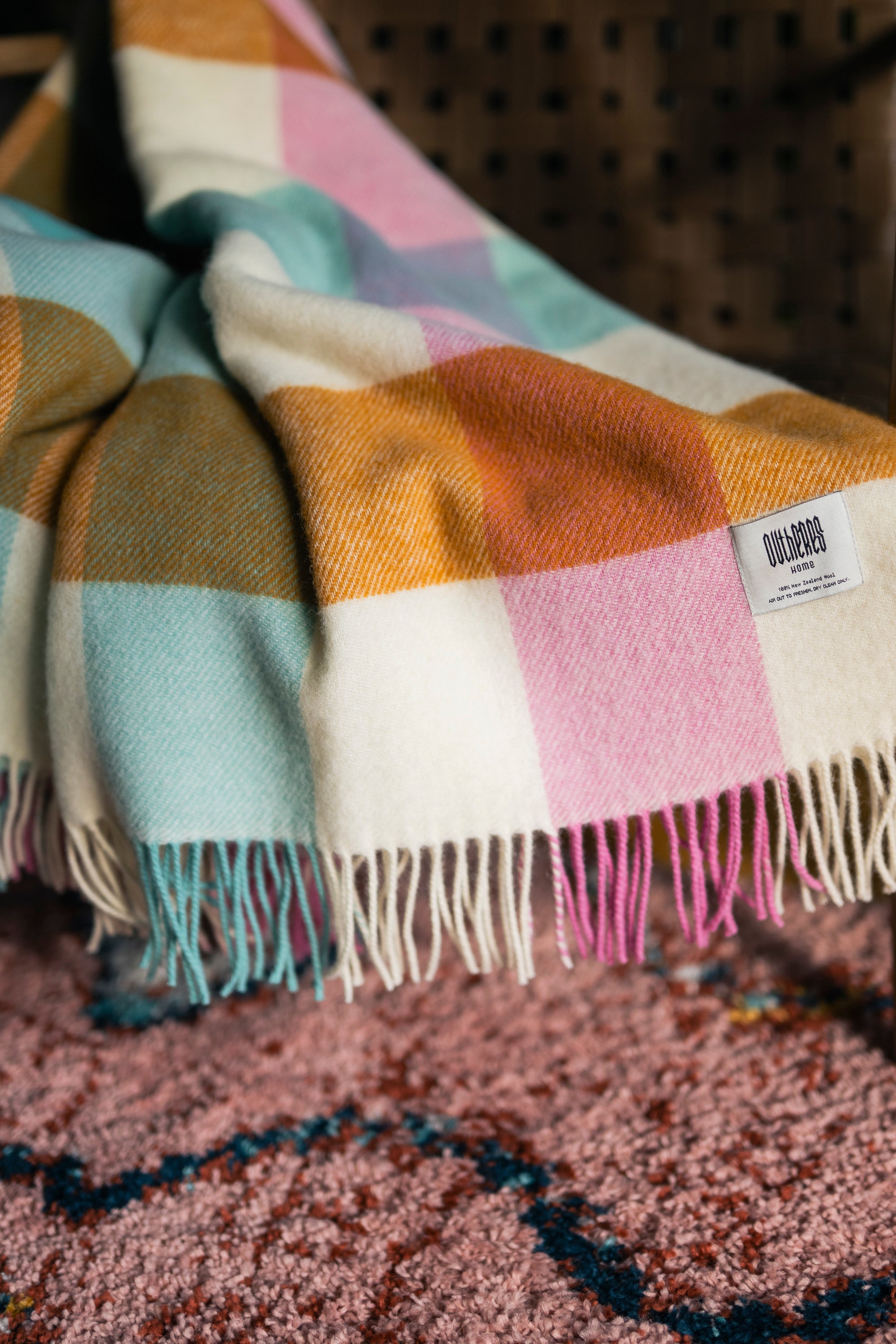 Koc wełniany w kratę Frin Multicolor