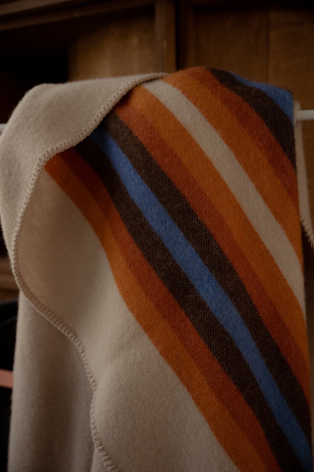 Koc wełniany Love Stripe