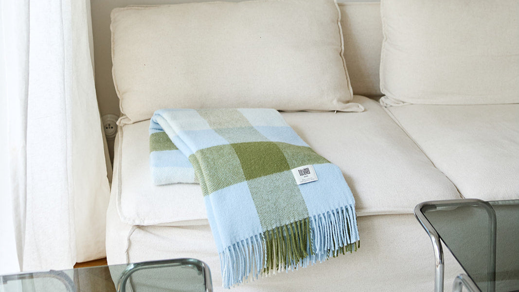 Koc wełniany w kratę Frin Olive Blue