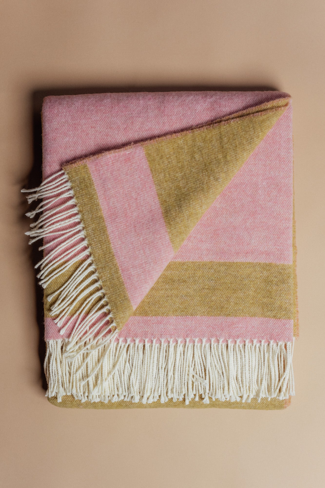 Hagen Blanket Lemonhaze Pink