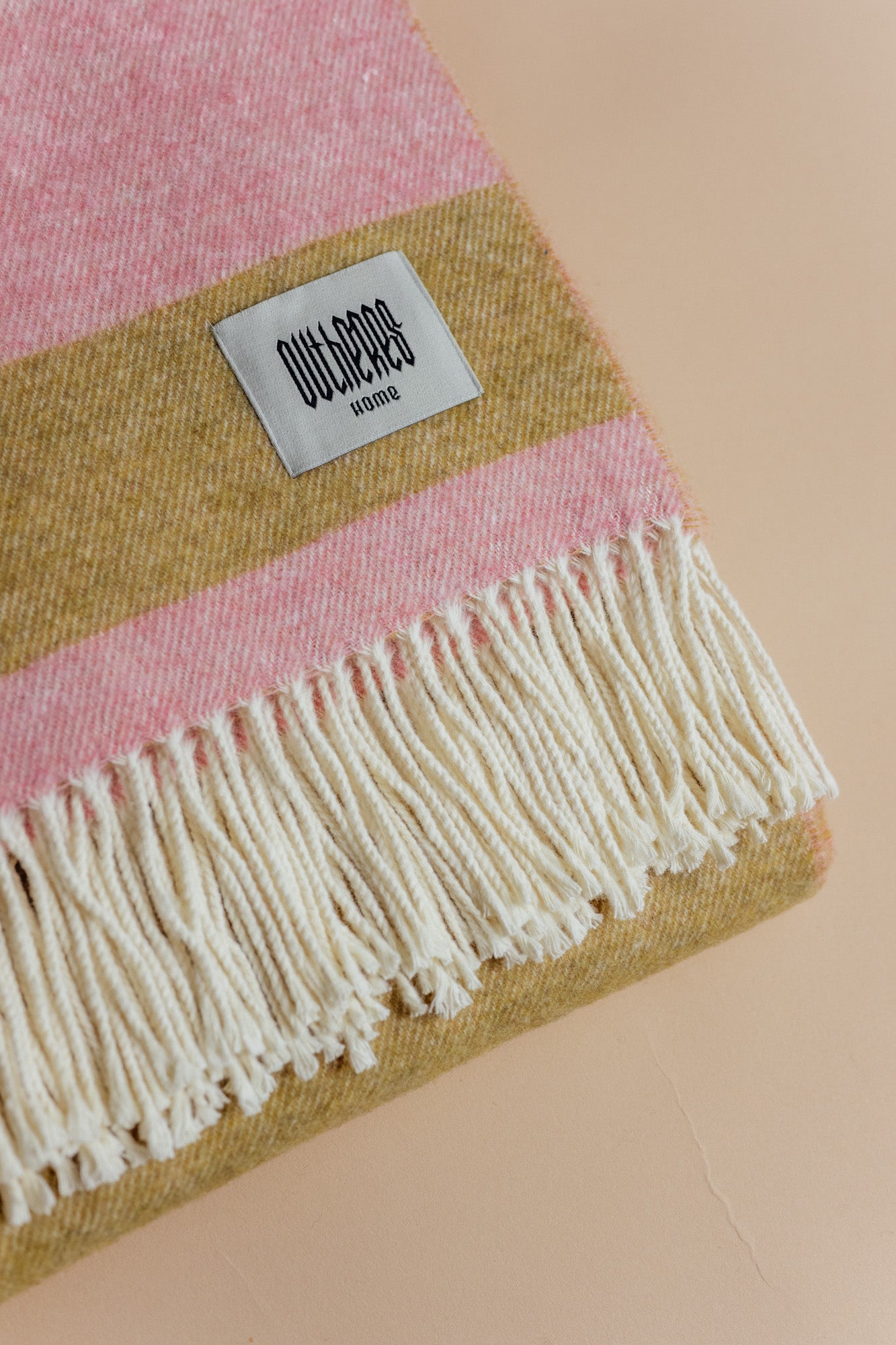 Hagen Blanket Lemonhaze Pink