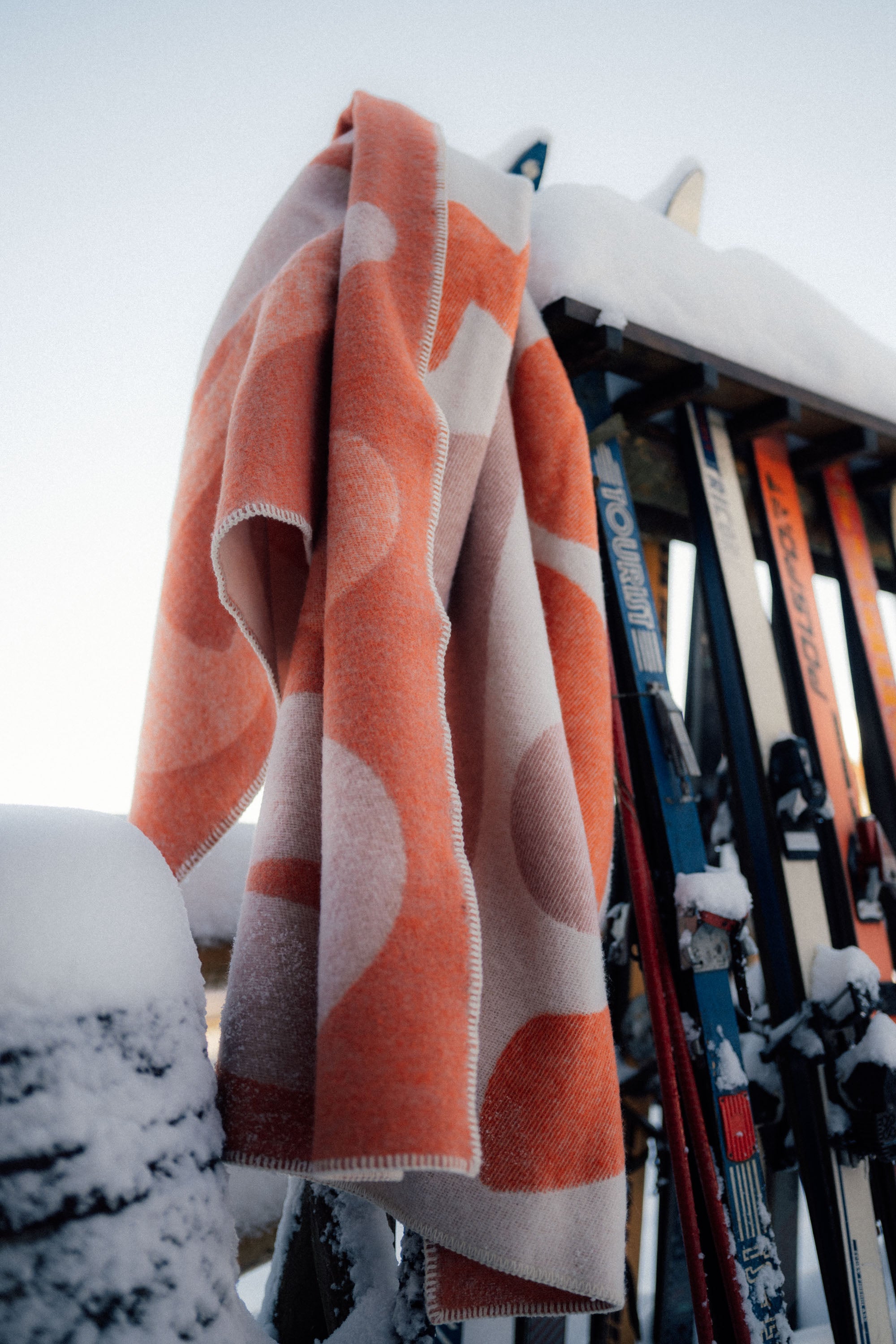 Koc wełniany SURF INC Vintage White