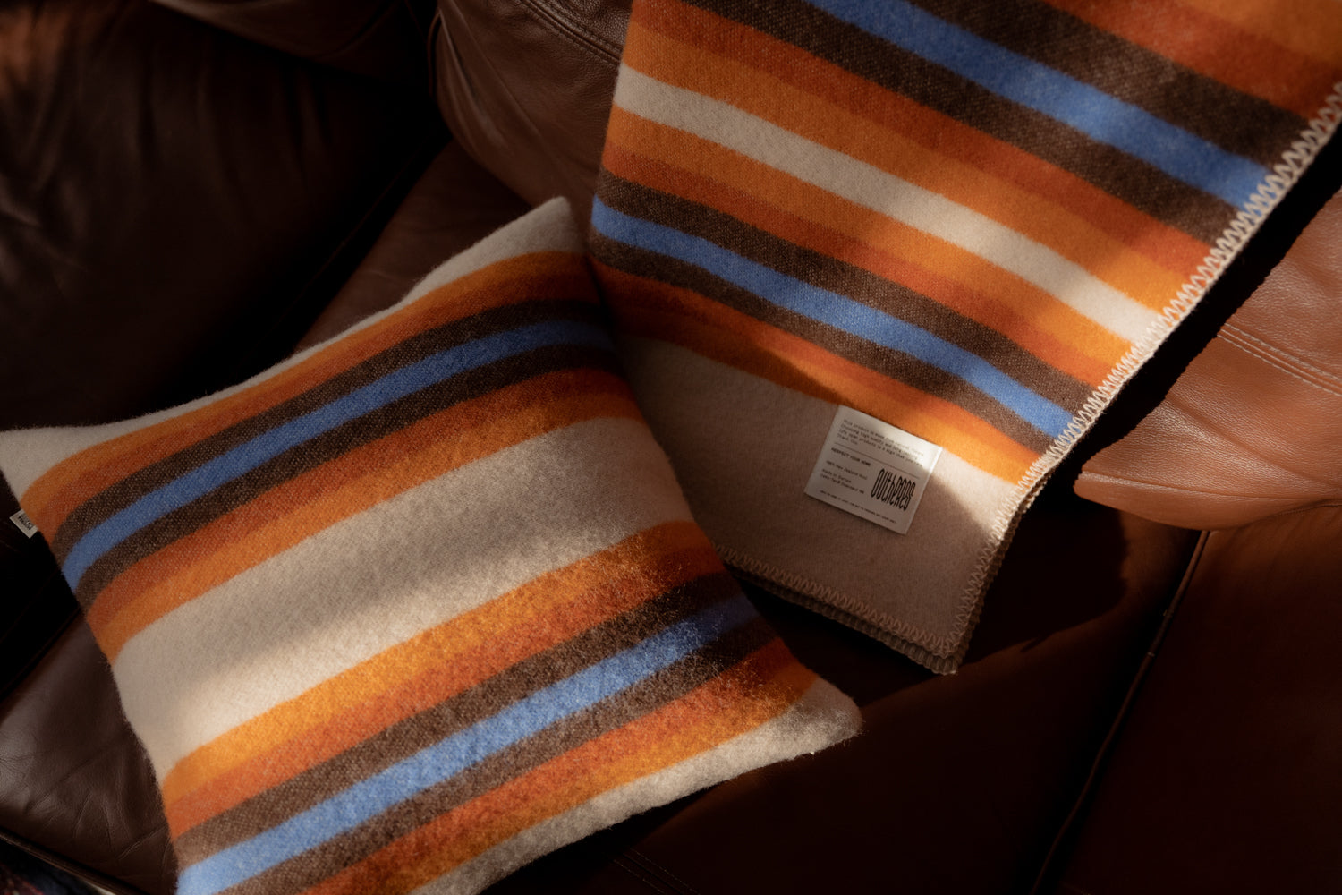 Poszewka na poduszkę 45cm x 45cm  Love Stripe