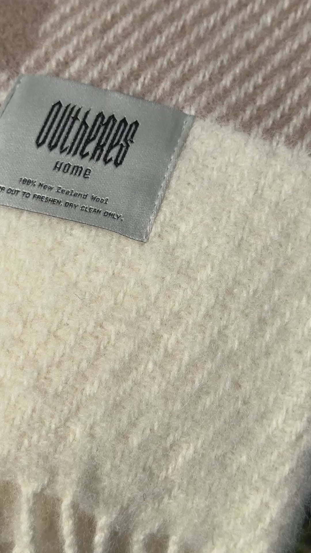 Checked woolen blanket 140 x 200 Shelter Legend